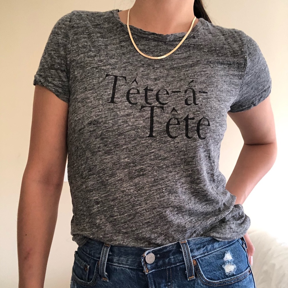 Tête-à-tête Graphic Shirt